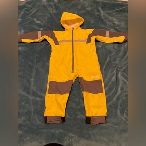 Oaki Children’s Trail Suit, size 2T, Sundance yellow